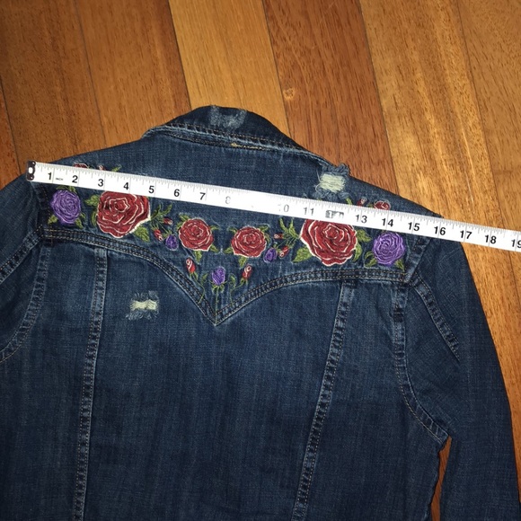 Blank NYC Floral Embroidered Jean Jacket - Picture 10 of 11
